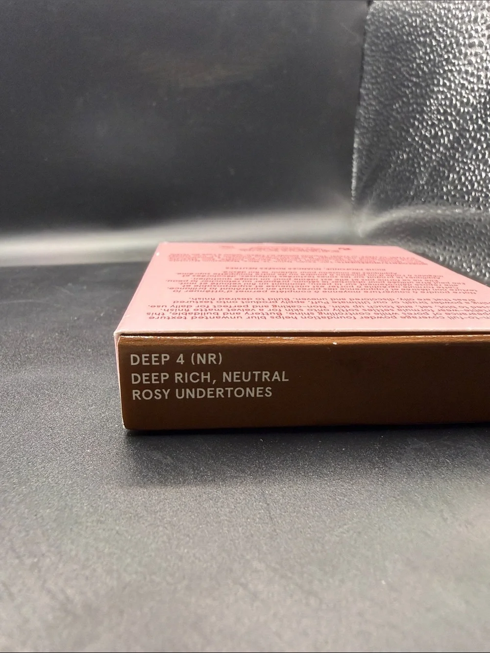 ONE/SIZE Turn Up The Base Versatile Foundation Powder - Deep 4 (NR)